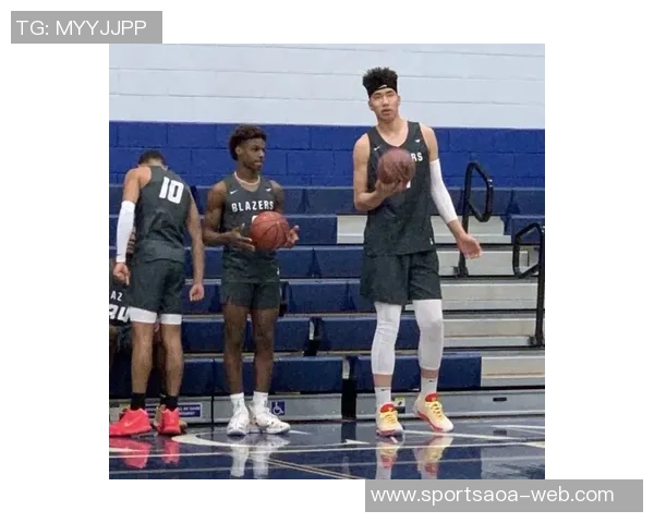 媒体人分析杨瀚森与曾凡博搭档关系及竞争动态 媒体人分析杨瀚森与曾凡博搭档关系及竞争动态