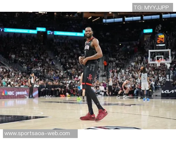 火箭成功包夹KD15中12无功而返乌度卡战术乏力引发质疑 火箭成功包夹KD15中12无功而返乌度卡战术乏力引发质疑